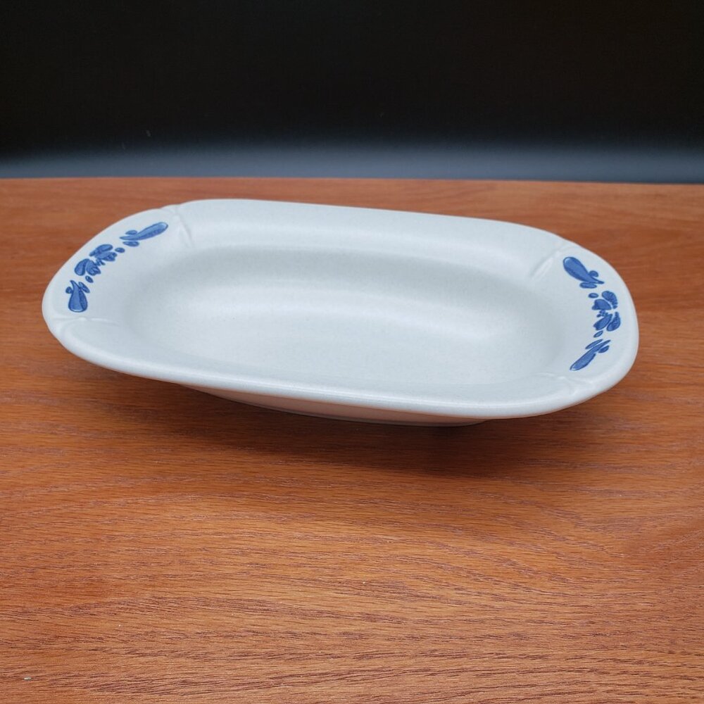 Pfaltzgraff Yorktowne Oval Serving Bowl Small 8.25" Blue Floral Stoneware USA